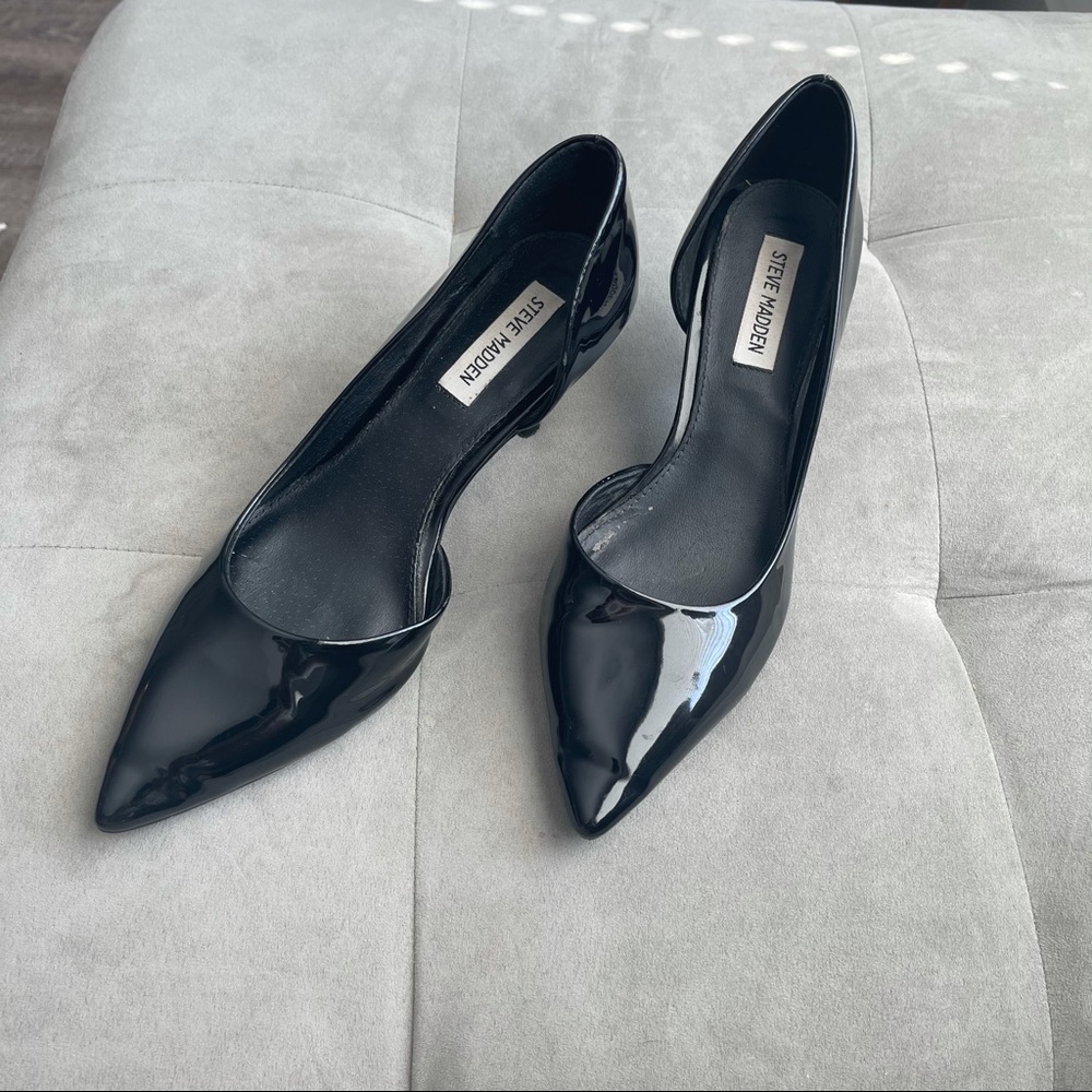 Steve Madden Pointy Toe Kitten Heel